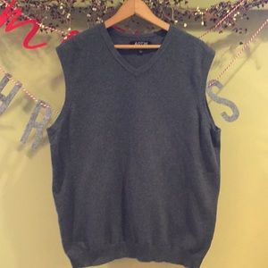 Men’s Apt 9 sweater vest large